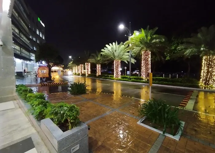 Mactan Newtown Seaview By Fjcivo アパート *